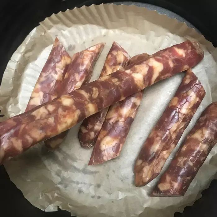 Lạp Sườn gác bếp